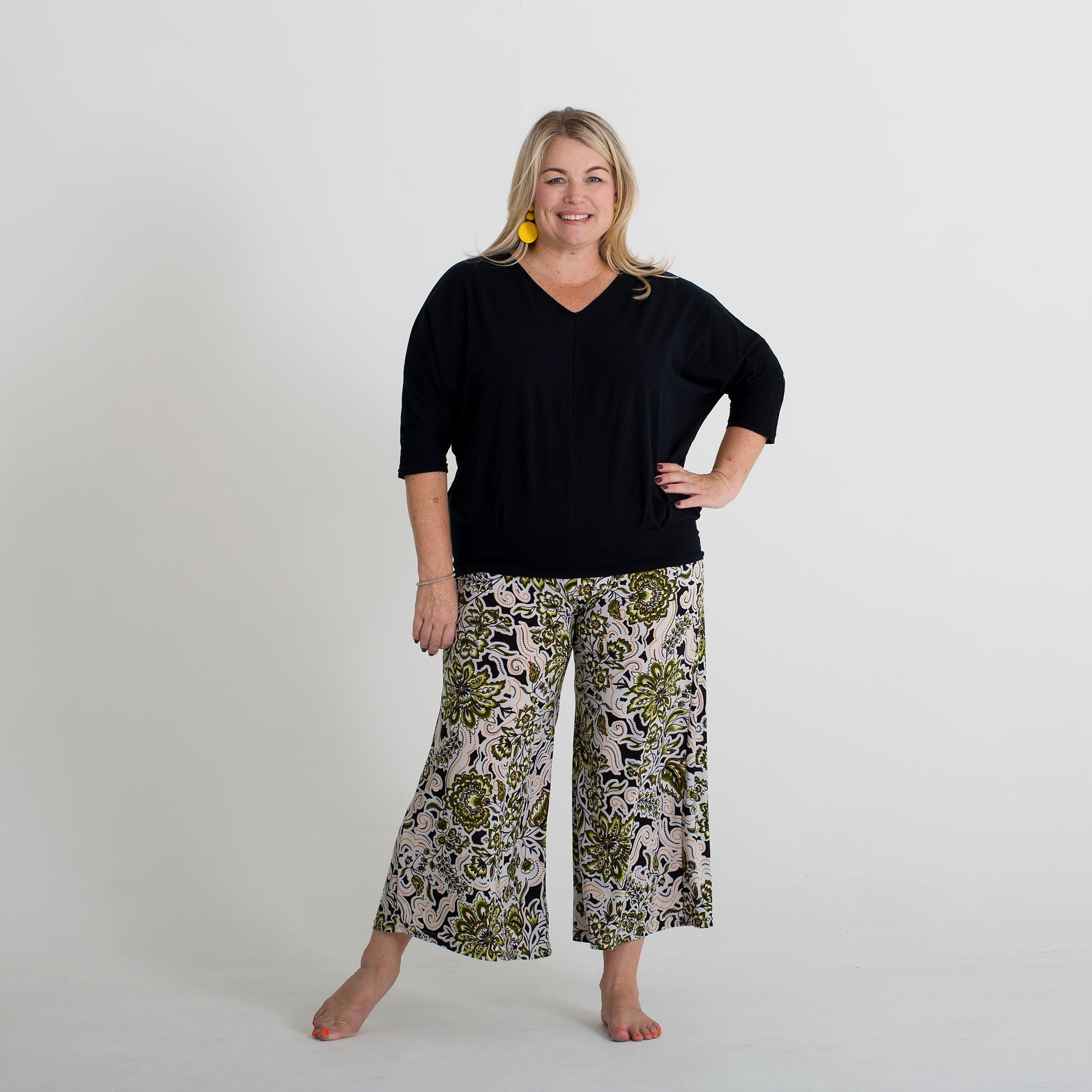 Positano Lifestyle Boutique - Rio Culottes off white with olive flower