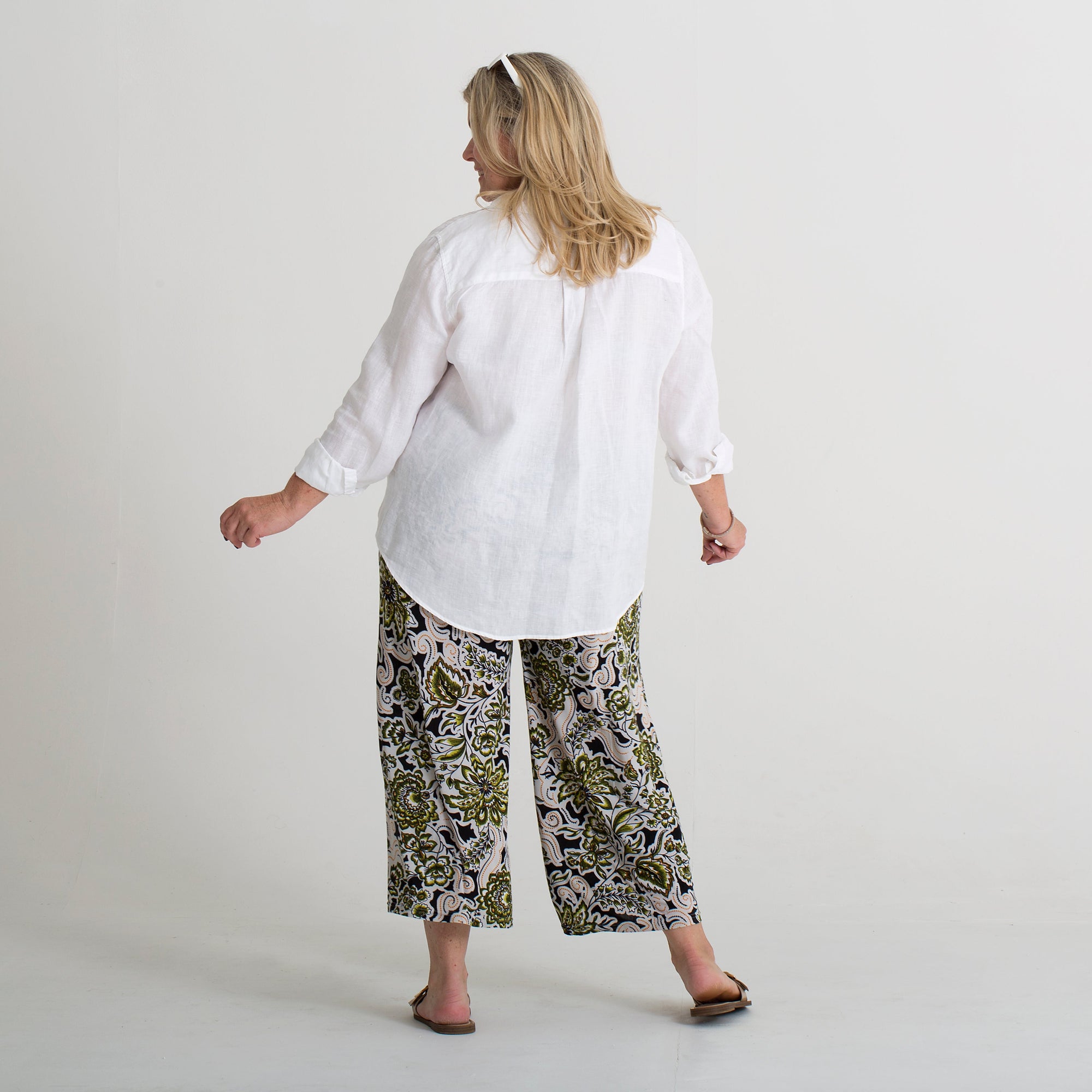 Positano Lifestyle Boutique - Rio Culottes off white with olive flower
