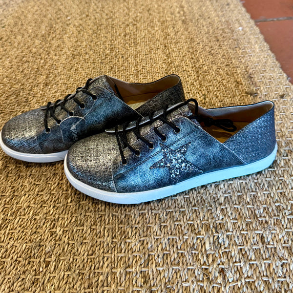 Julz Vicki Graphite Star - Positano Lifestyle Boutique