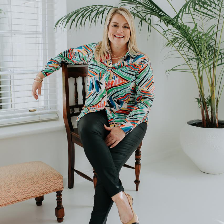 Roma Boyfriend Shirt by Positano Lifestyle Boutique 